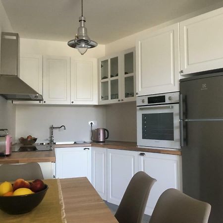אומאג Holly Apartman מראה חיצוני תמונה