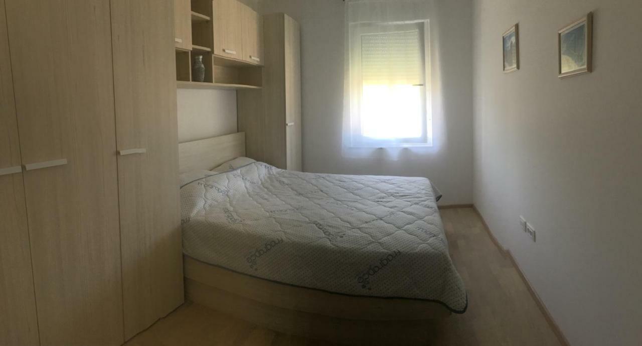 אומאג Holly Apartman מראה חיצוני תמונה